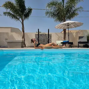 Mrbrown - Cinzia Aparthotel