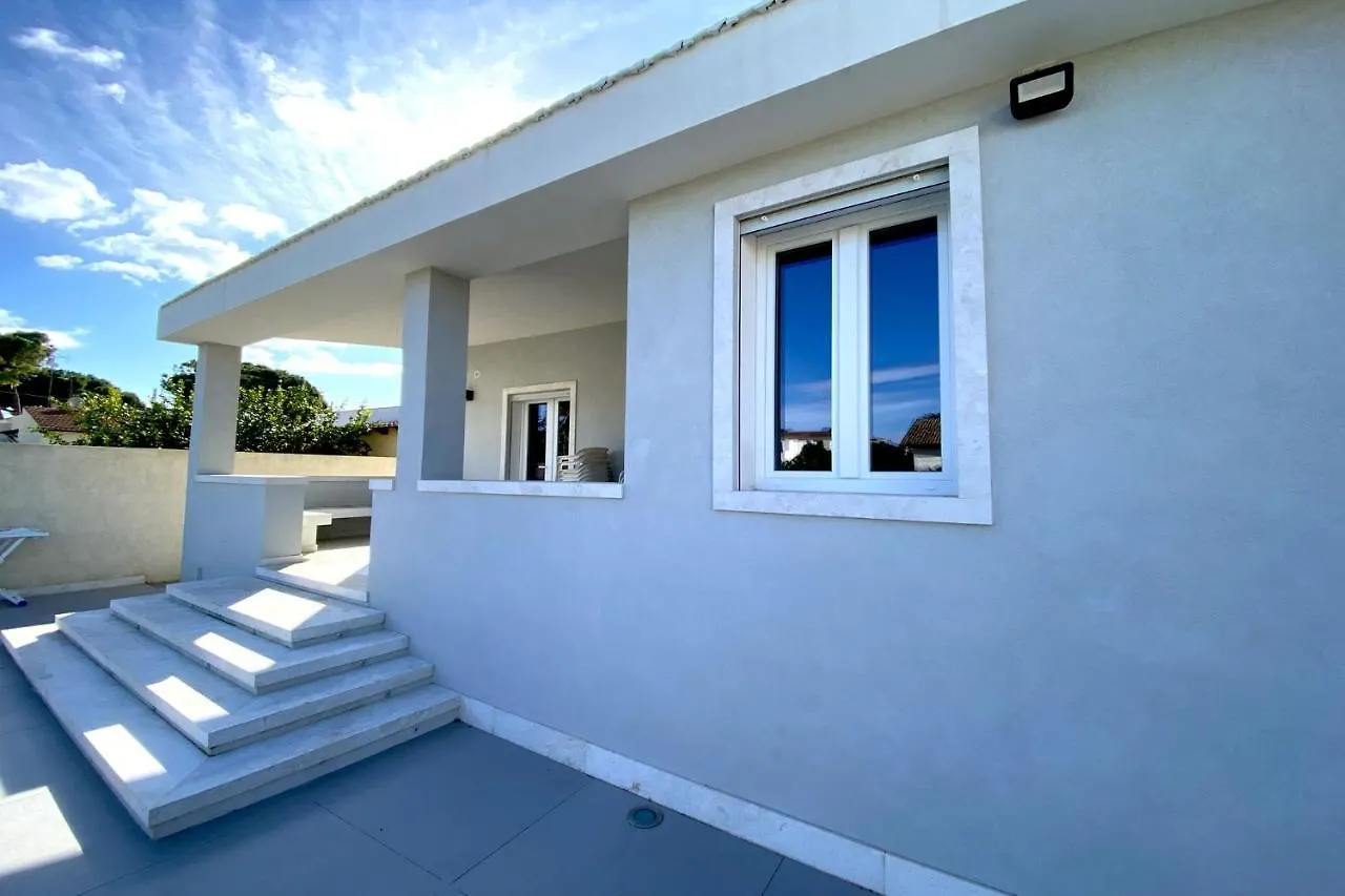 Villa Le Onde - Xenia Sicily Villas Mazara del Vallo 0*,  Italy